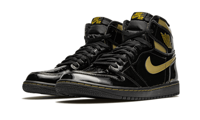 Nike Air Jordan 1 Retro High OG Black Metallic Gold-Air Jordan-pikastore.cz