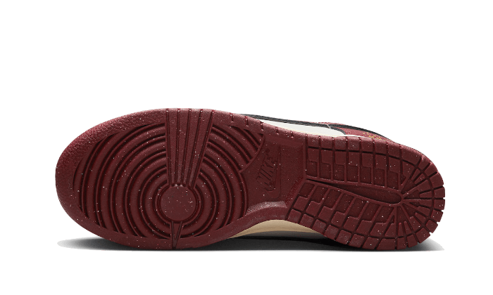 Nike Dunk Low SE Sisterhood Sail Team Red (Women's)-sneakers-Nike-pikastore.cz