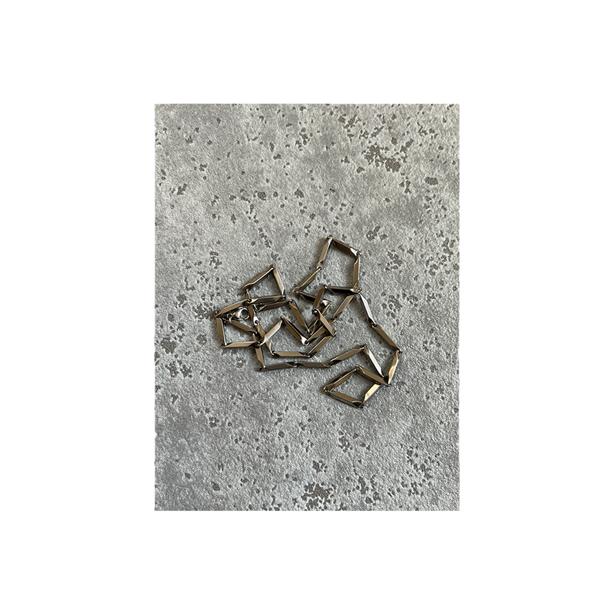 Hex Link Chain-Apparel & Accessories-Pikastore-pikastore.cz