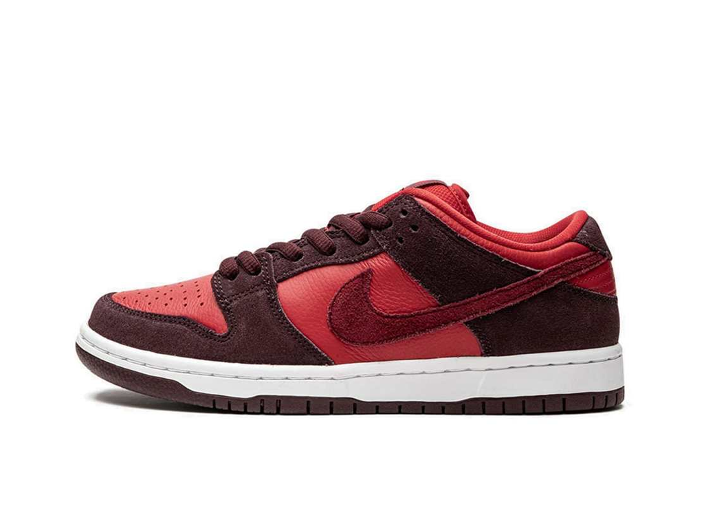 Nike SB Dunk Low Cherry-sneakers-Nike-pikastore.cz