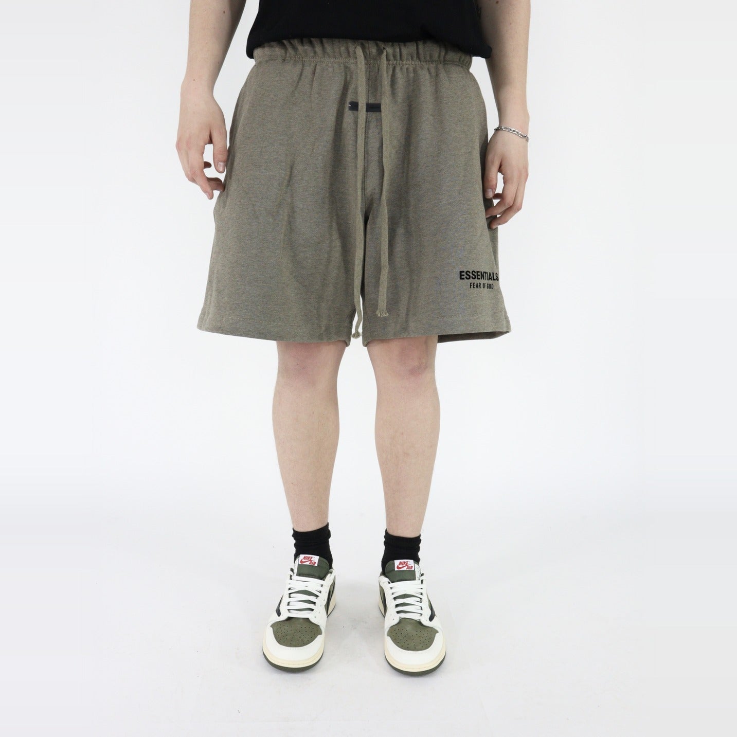 Fear of God Essentials S25 Shorts Homestead Heather - PIKASTORE-Clothing-Fear of God-pikastore.cz