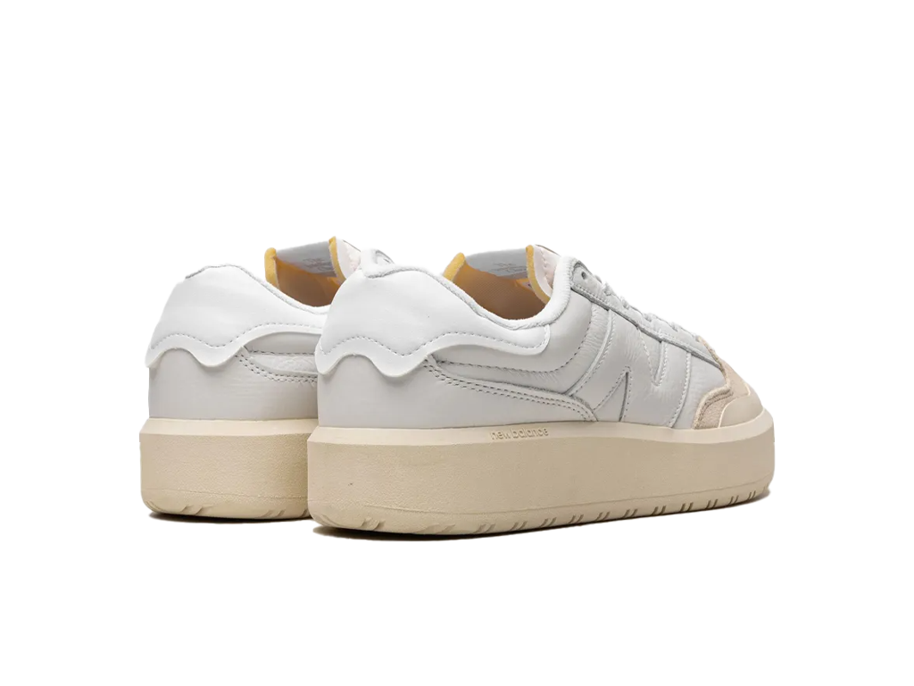 New Balance 302 White Moonbeam-New Balance-pikastore.cz