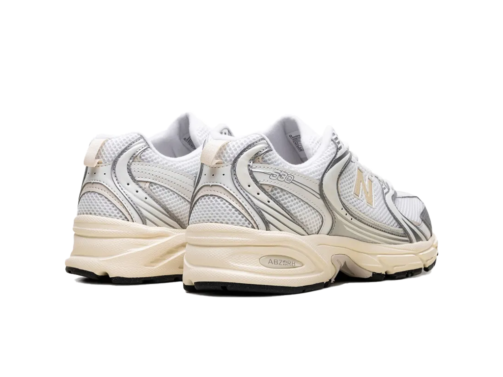 New Balance 530 Silver Metallic Linen-New Balance-pikastore.cz