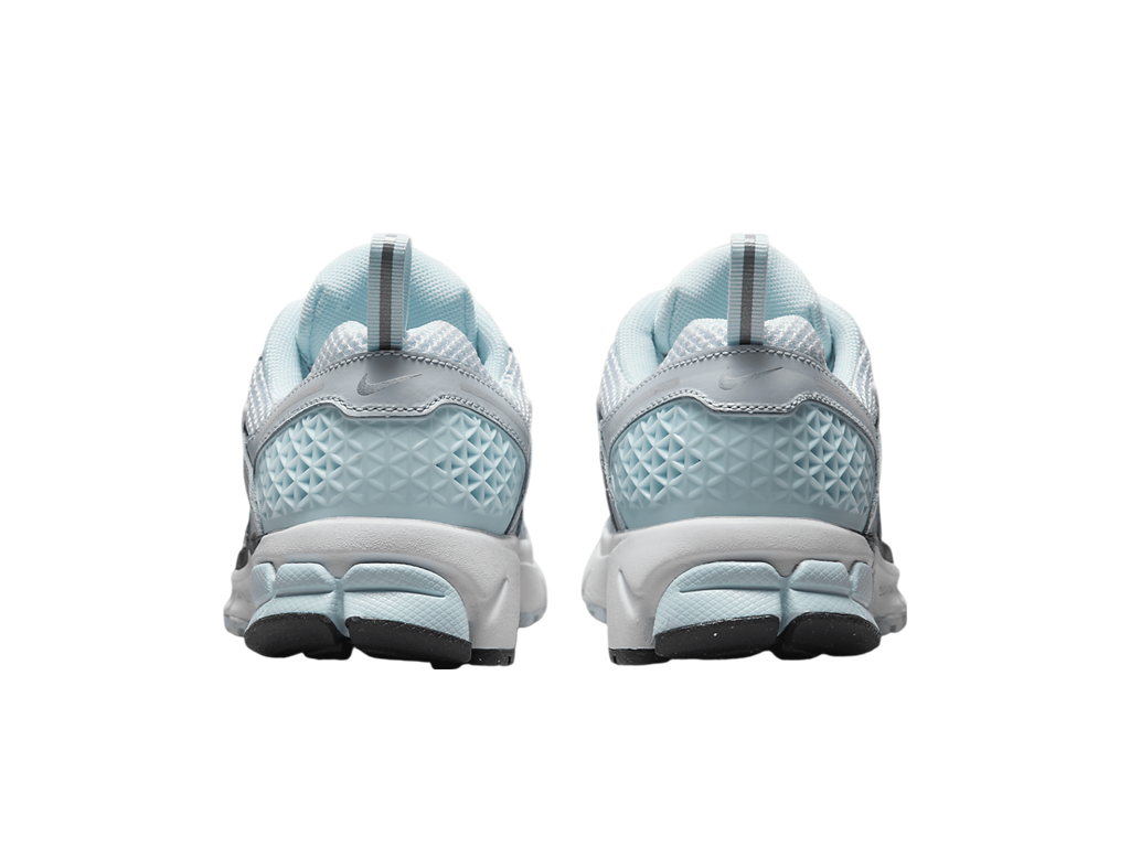 Nike Vomero 5 Pure Platinum Glacier Blue Wolf Grey Metallic Silver (GS)-Nike-pikastore.cz