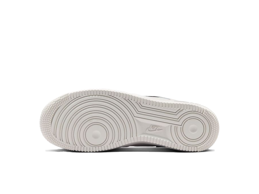 Nike Wmns Air Force 1 Chrome Swoosh – adidași – fotografia 5 din 5