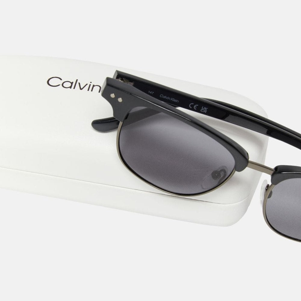 Calvin Klein Sunglasses Black – occhiali – foto 3 di 4