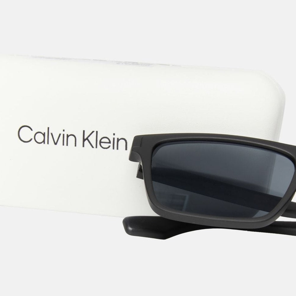 Calvin Klein Sunglasses Black – lunettes – photo 3 sur 4