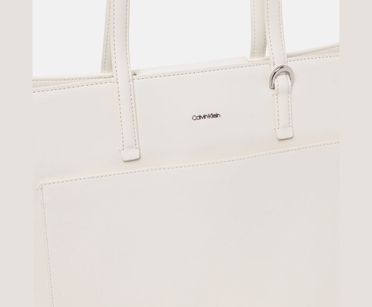 Calvin Klein Shopper Beige – accessoires – photo 2 sur 5