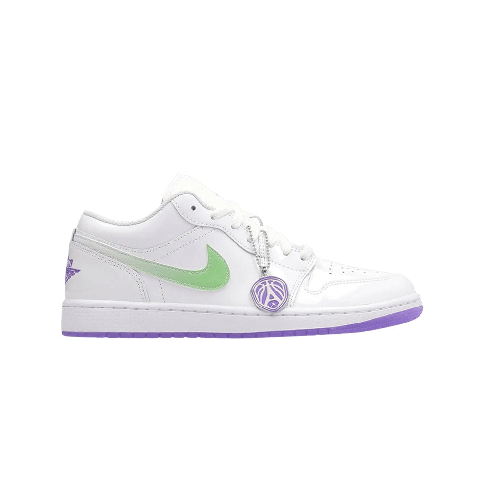 Air Jordan 1 Low SE Quai54 White Grape – sneakersy, biały