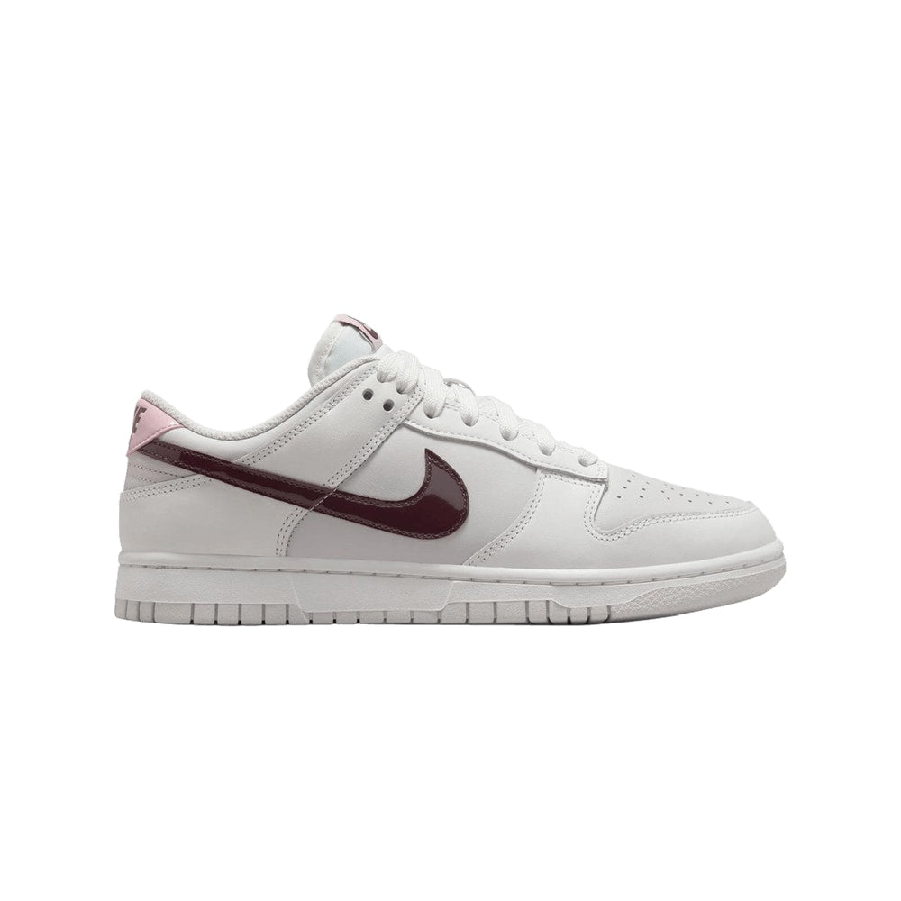 Nike Wmns Dunk Low Plum Chalk – tenisky, bílá