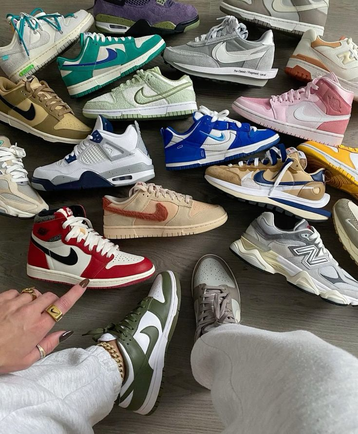 Nike Clothing and Shoes | Latest Collection | Pikastore.cz