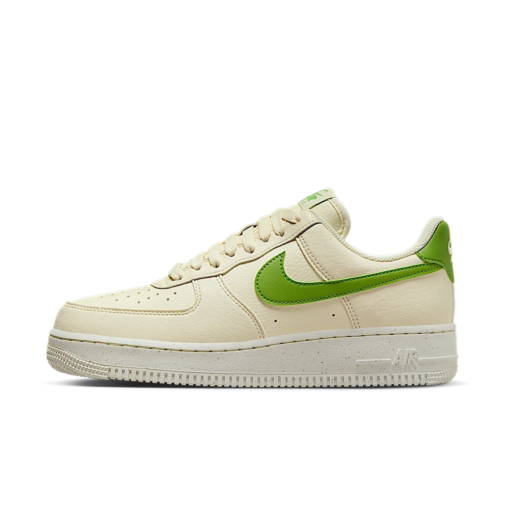 Nike Wmns Air Force 1 07 SE Coconut Milk Chlorophyll-Nike-pikastore.cz