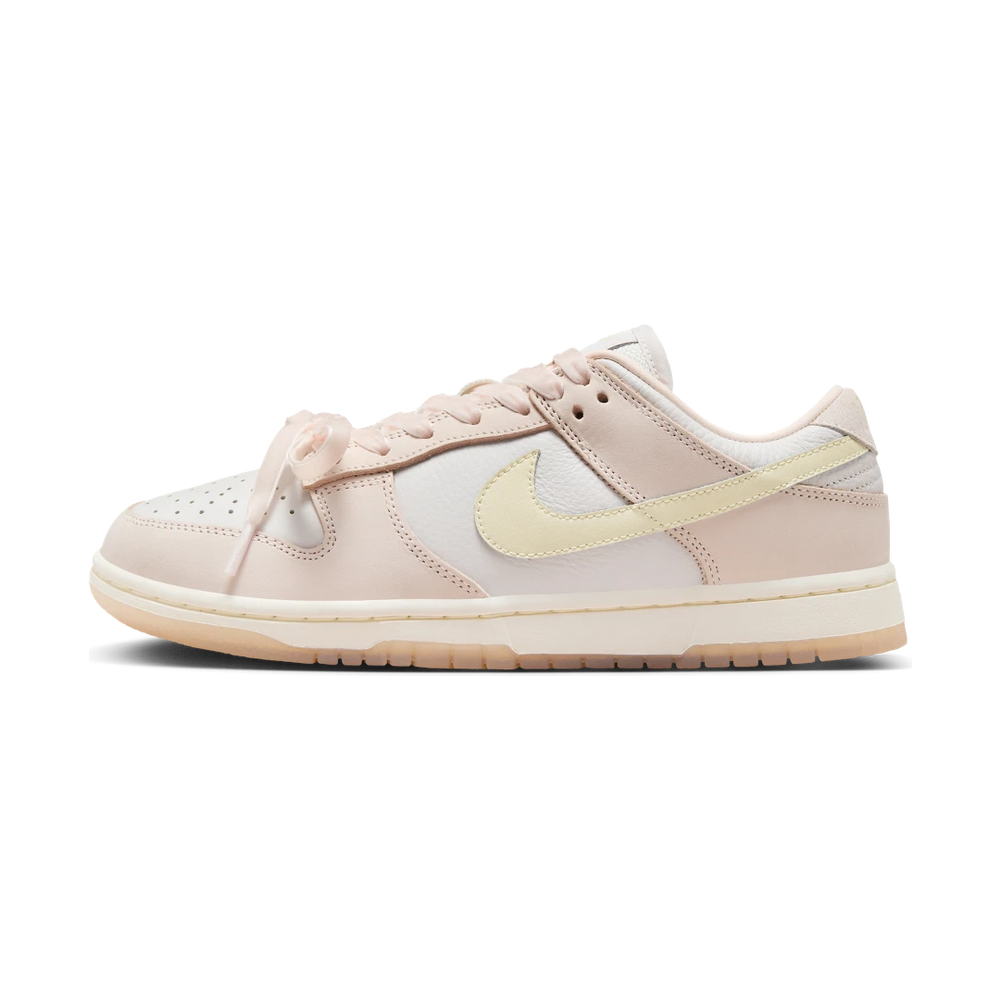 Nike Wmns Dunk Low Light Soft Pink-Nike-pikastore.cz