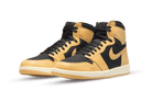 Nike Air Jordan 1 Retro High OG Heirloom-sneakers-Air Jordan-pikastore.cz