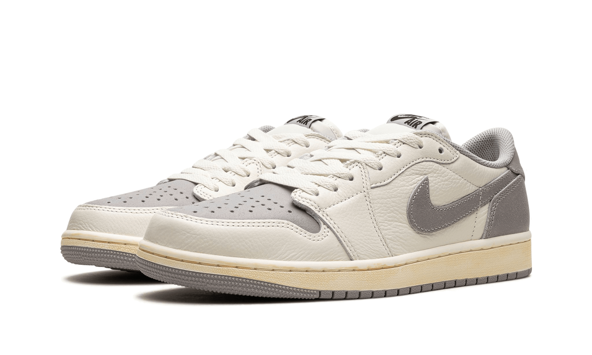 Nike Air Jordan 1 Retro Low OG Atmosphere Grey-sneakers-Air Jordan-pikastore.cz