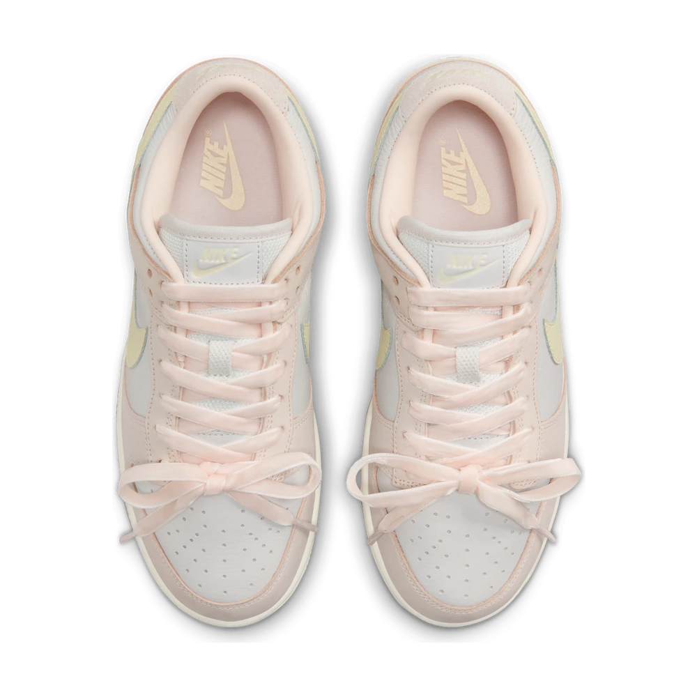 Nike Wmns Dunk Low Light Soft Pink-Nike-pikastore.cz