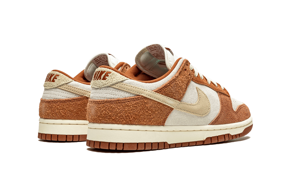 Nike Dunk Low Medium Curry-sneakers-Nike-pikastore.cz