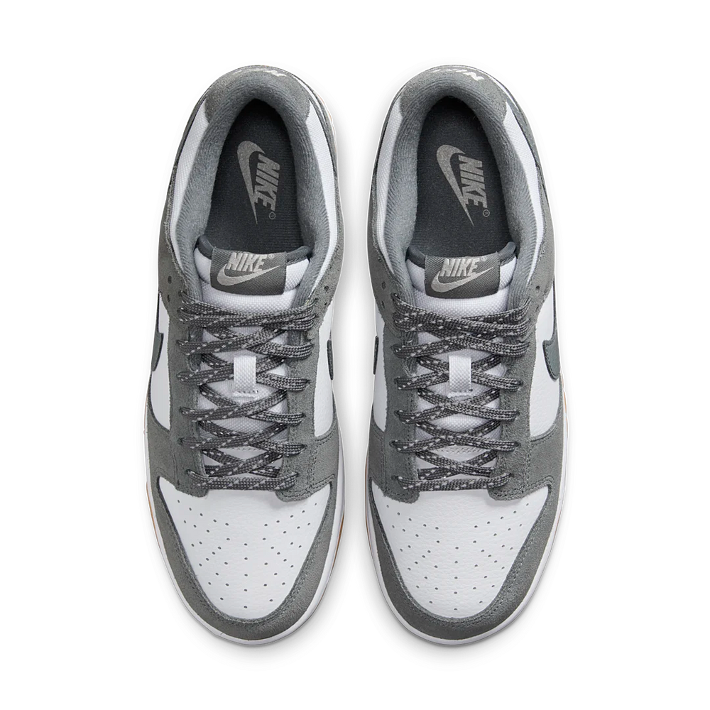 Nike Dunk Low Smoke Grey Gum 3M Swoosh-sneakers-Nike-pikastore.cz
