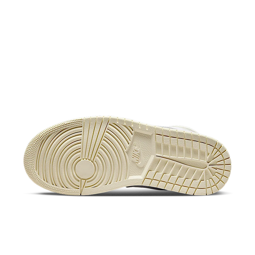 Nike Air Jordan 1 High MM Coconut Milk-sneakers-Air Jordan-pikastore.cz