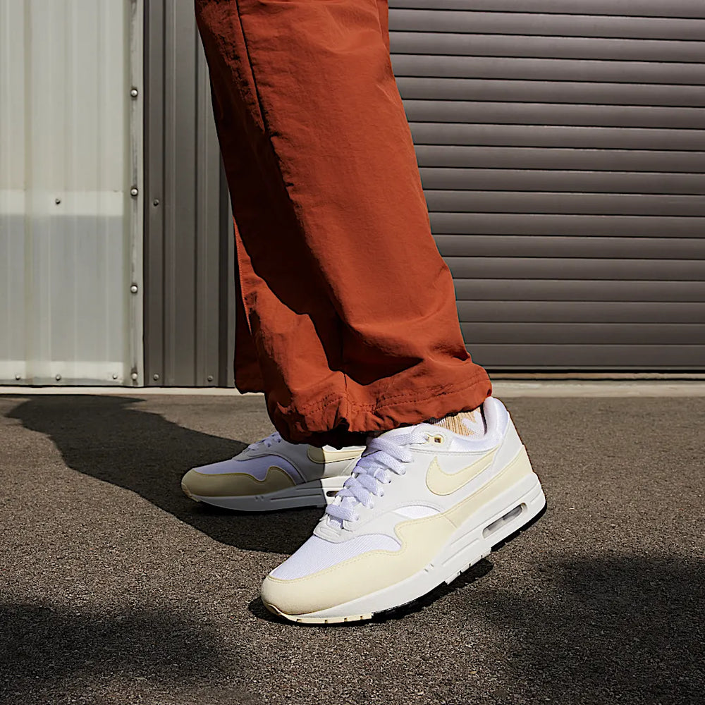 Nike Wmns Air Max 1 White Alabaster-Nike-pikastore.cz