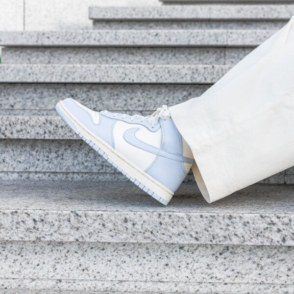 Nike Wmns Dunk High Football Grey-Nike-pikastore.cz