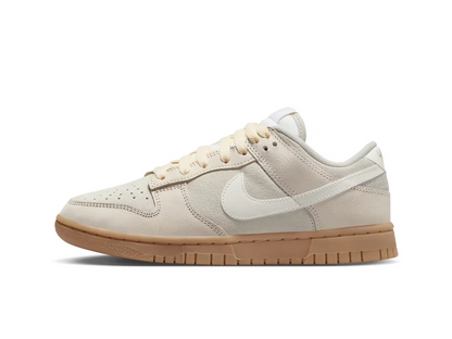 Nike Dunk Low SE Hangul Day (Women's)