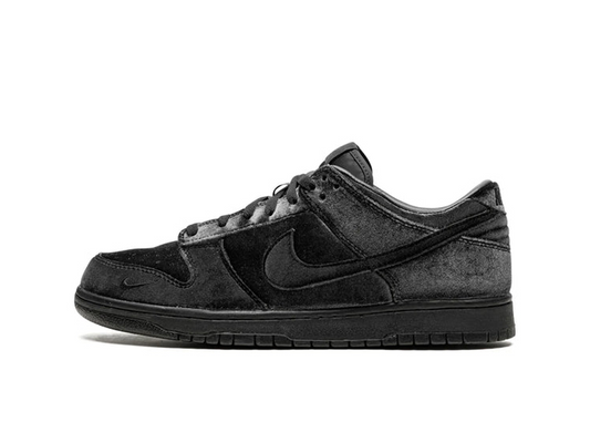 Nike Dunk Low Dover Street Market Triple Black Velvet