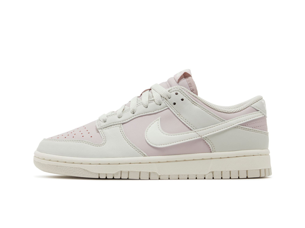 Nike Wmns Dunk Low Next Nature Platinum Violet