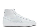 Wmns Blazer Mid 77 Triple White-Nike-pikastore.cz