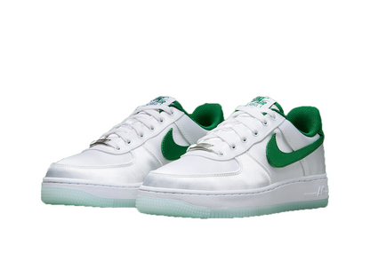 Nike Wmns Air Force 1 07 Satin Green