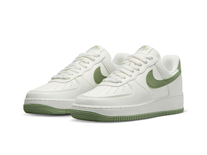 Wmns Air Force 1 07 SE Next Nature Sail Oil Green