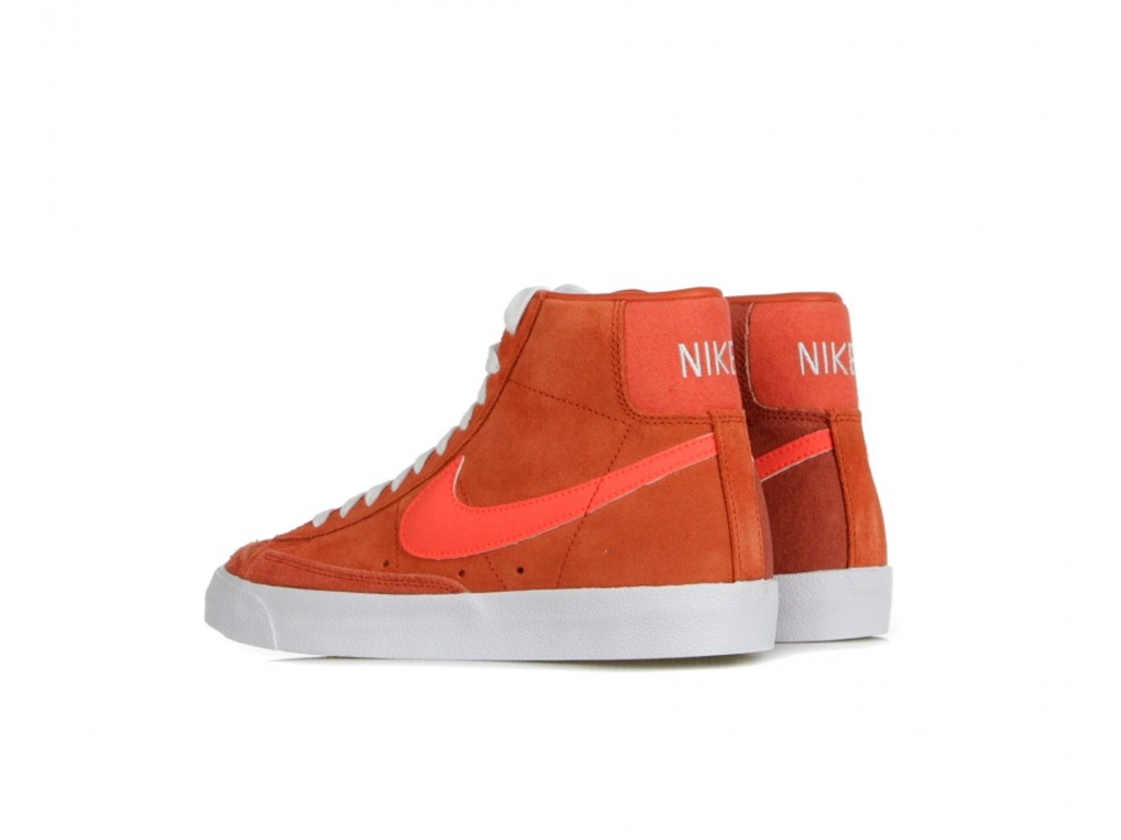 Nike Blazer Mid 77 Mantra Orange