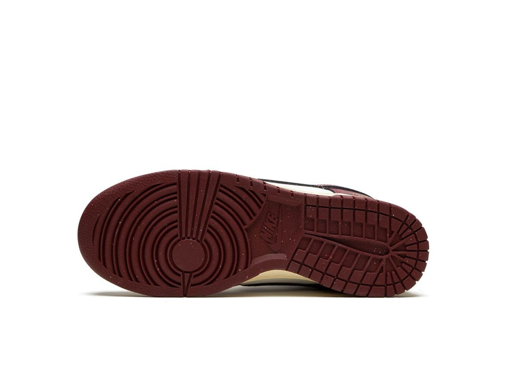 Nike Dunk Low Team Red (2022)-sneakers-Nike-pikastore.cz