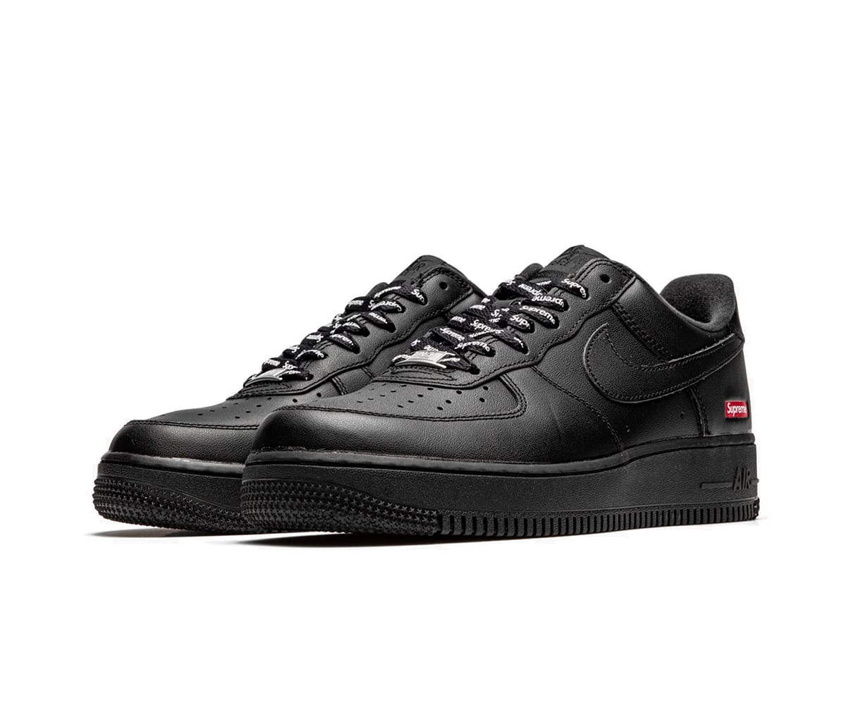 Nike Air Force 1 Low Supreme Black-sneakers-Nike-pikastore.cz