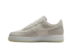 Nike Air Force 1 07 LV8 Light Bone