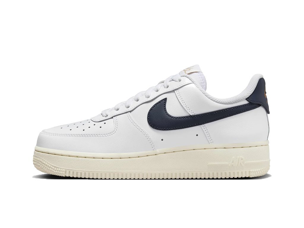 Nike Wmns Air Force 1 07 FlyEase Olympic