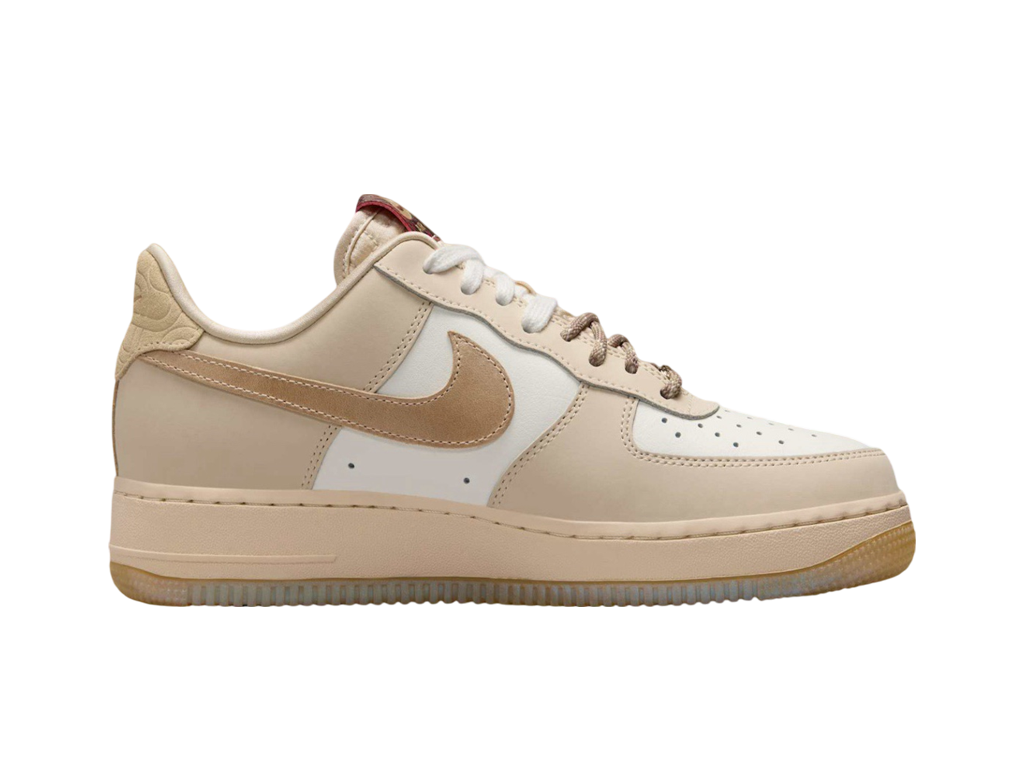 Nike Womens Air Force 1 07 LX Year of the Snake – sneakers – foto 3 af 5