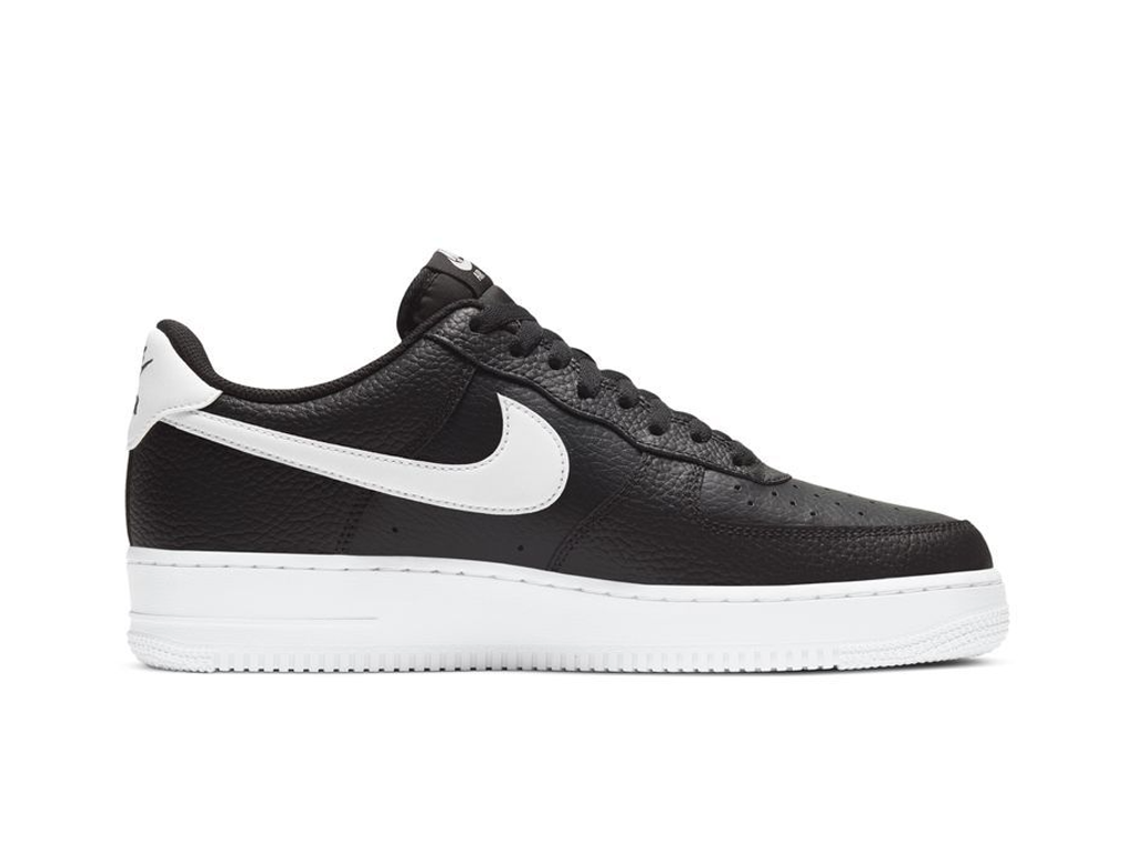 Nike Air Force 1 07 Black White-Nike-pikastore.cz
