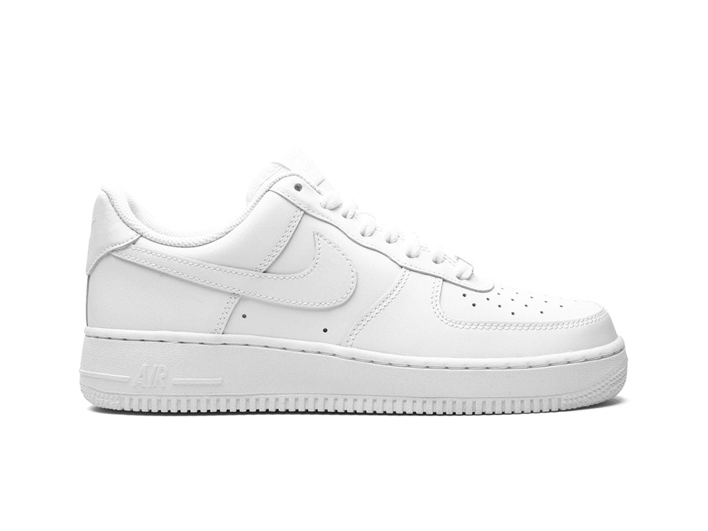 Nike Air Force 1 LE GS Triple White-Nike-pikastore.cz