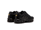 Nike Air Max Plus Triple Black-sneakers-Nike-pikastore.cz
