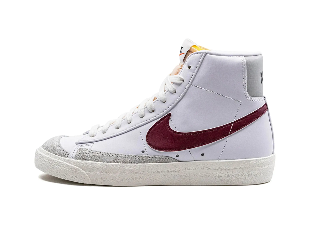Nike Blazer Mid 77 Vintage White Dark Beetroot-Nike-pikastore.cz
