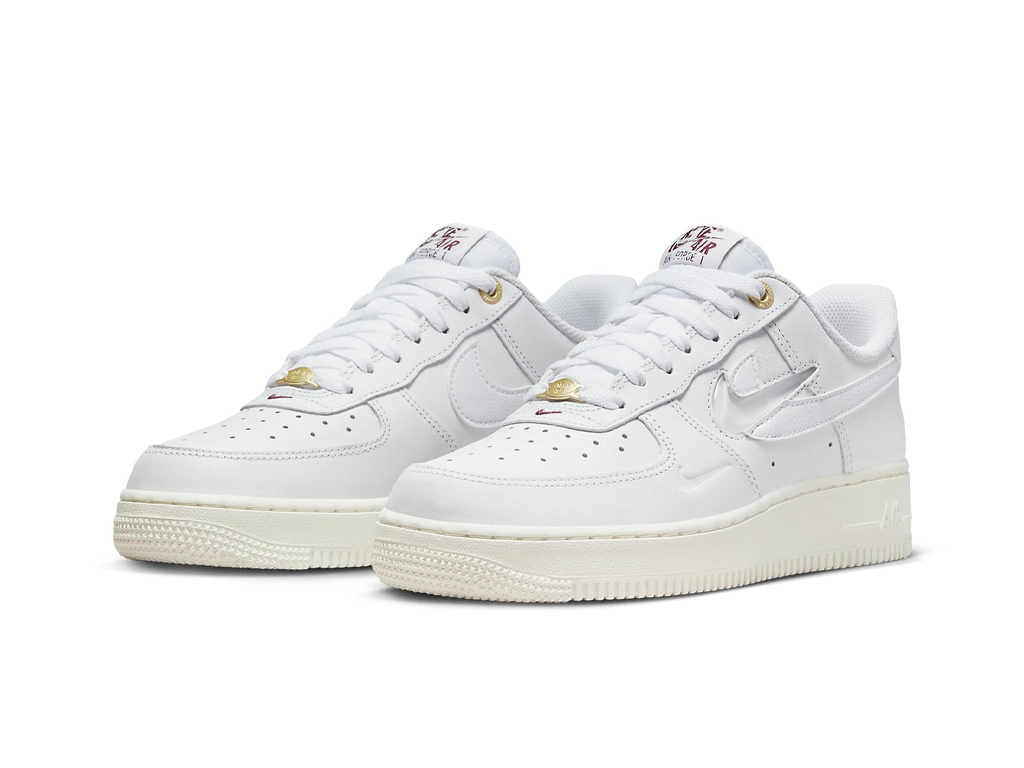 Nike Wmns Air Force 1 07 Premium History of Logos-Nike-pikastore.cz