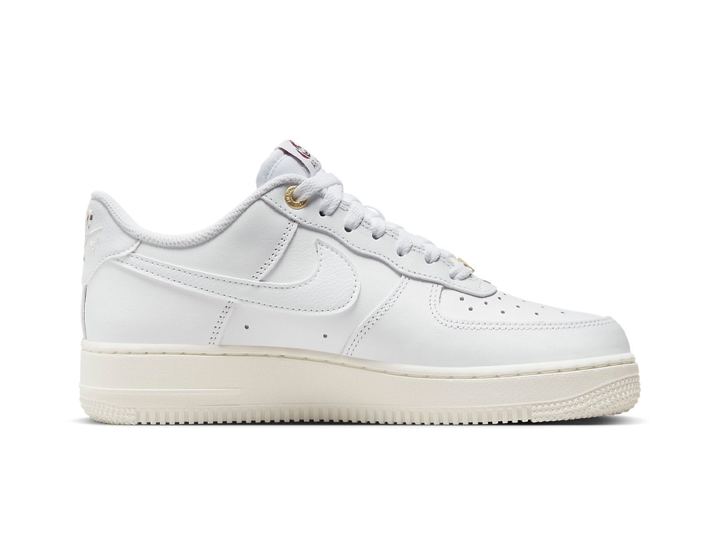 Nike Wmns Air Force 1 07 Premium History of Logos-Nike-pikastore.cz