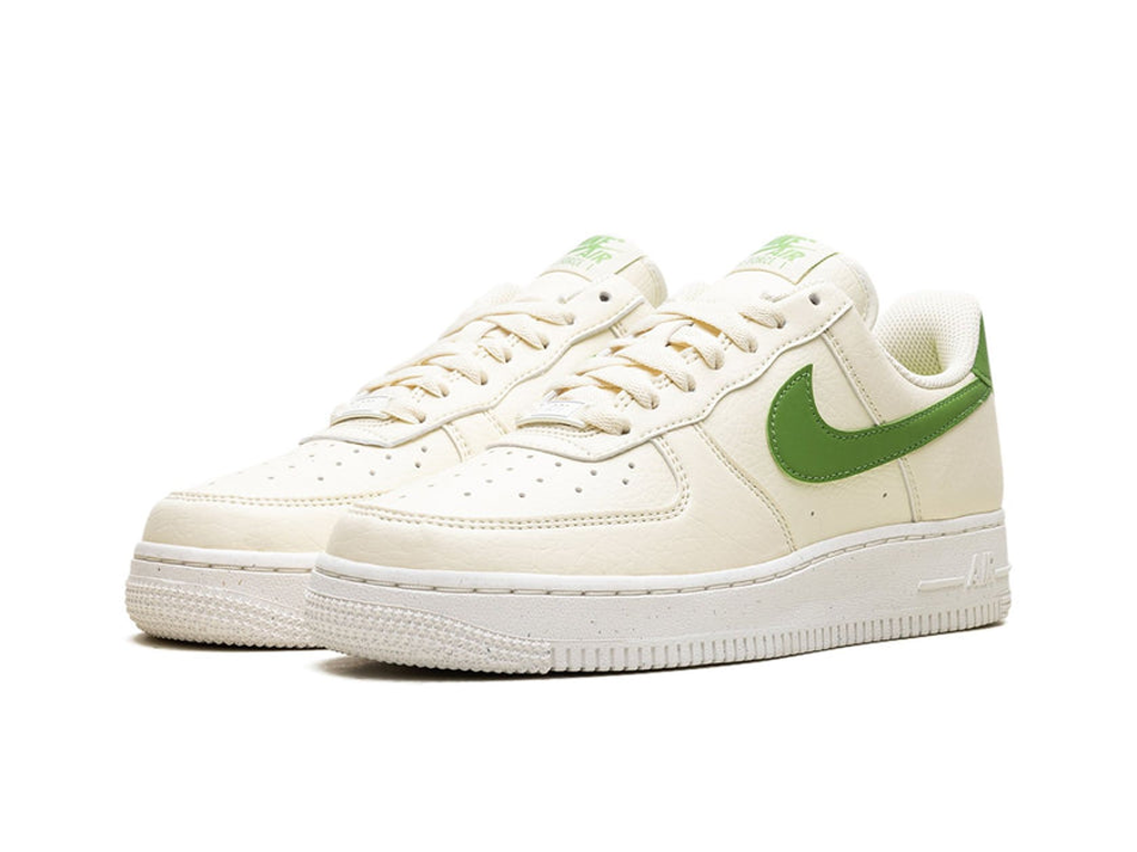 Nike Wmns Air Force 1 07 SE Coconut Milk Chlorophyll-Nike-pikastore.cz