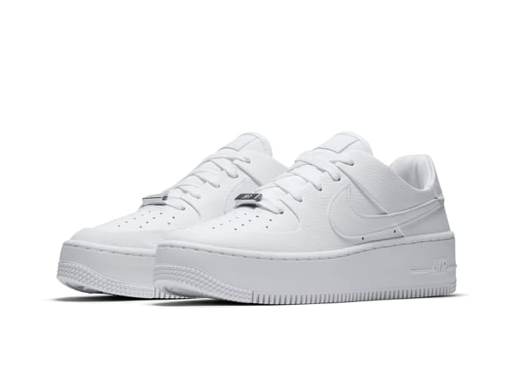 Nike Wmns Air Force 1 Sage Low Triple White-Nike-pikastore.cz