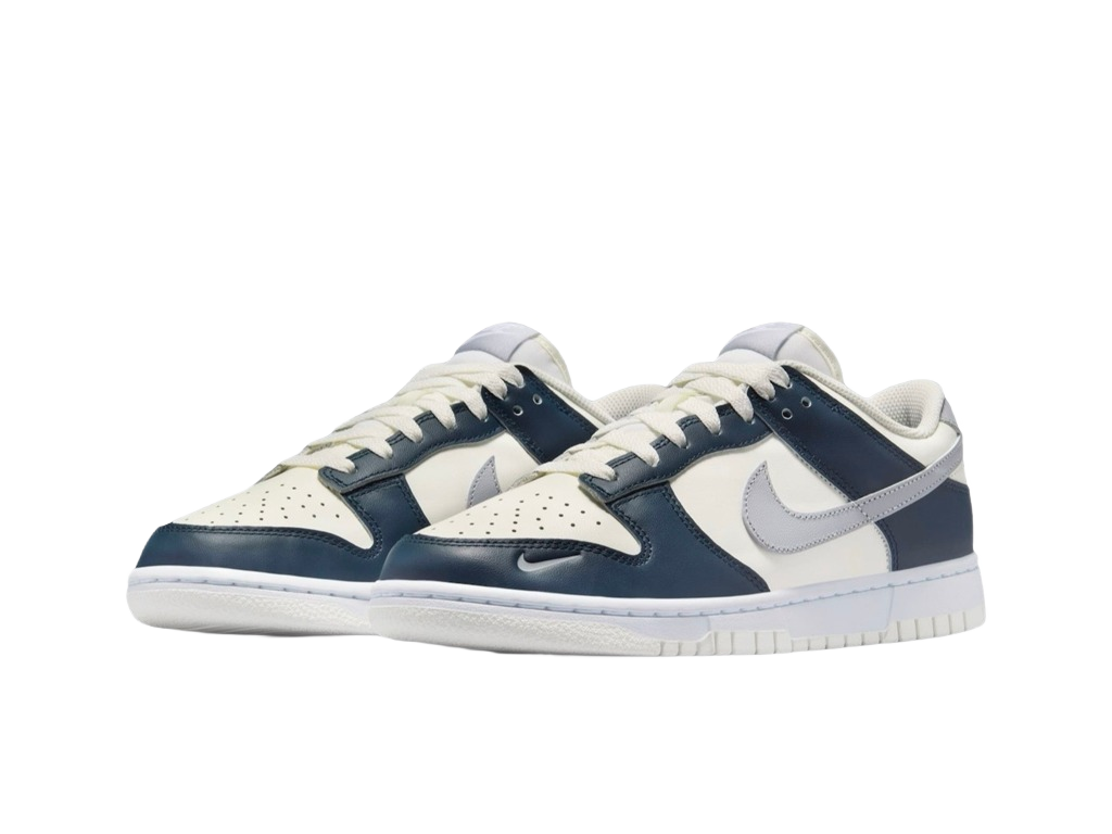 Nike Wmns Dunk Low Sail Armory Navy-Nike-pikastore.cz