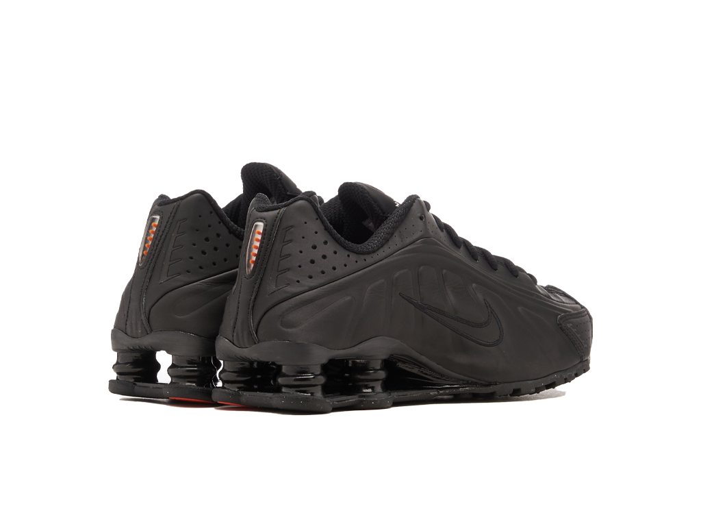 Nike Wmns Shox R4 Black-Nike-pikastore.cz
