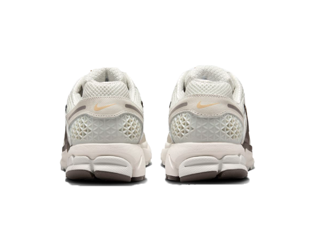Nike Wmns Zoom Vomero 5 Light Bone Sesame-Nike-pikastore.cz