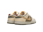 Nike Wmns Dunk Low Light Bone Neutral Olive-Nike-pikastore.cz