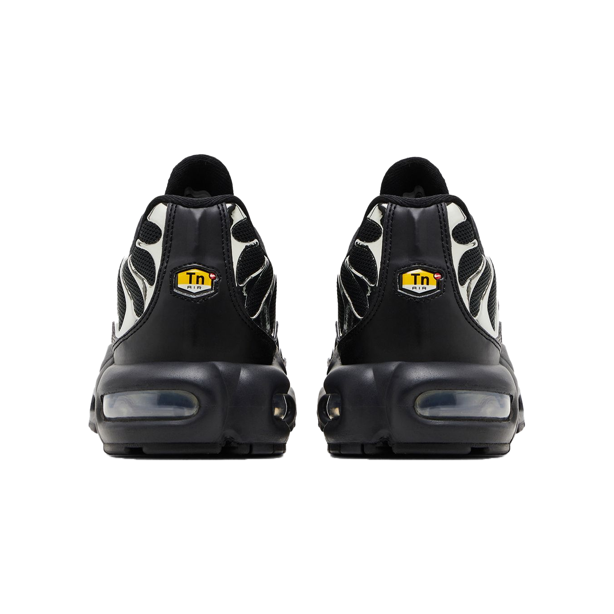 Wmns Air Max Plus SE Black Chrome Silver-Nike-pikastore.cz
